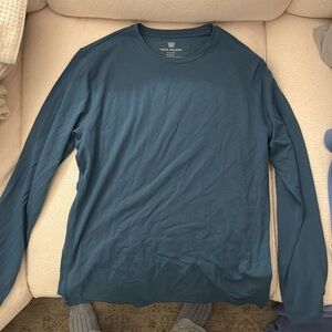 Mack Weldon long sleeve t-shirt